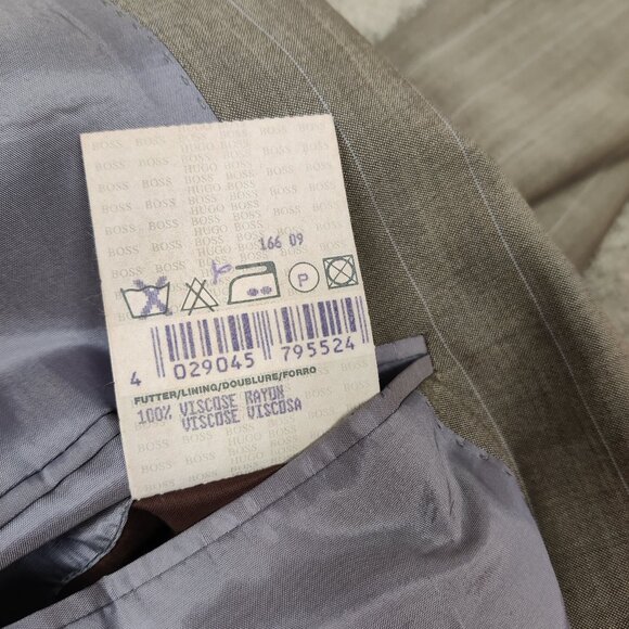 Hugo Boss Men's Pin Striped Blazer Jacket Size 44 Slim Fit Wool Quiet Luxury - Picture 5 of 8